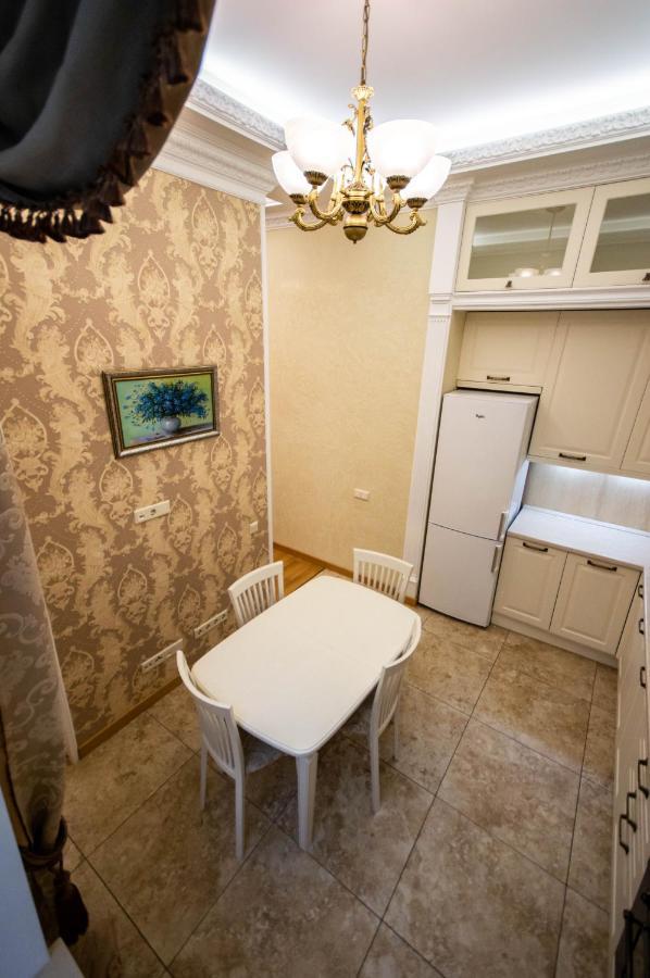 Kyiv Classic Apartment 외부 사진