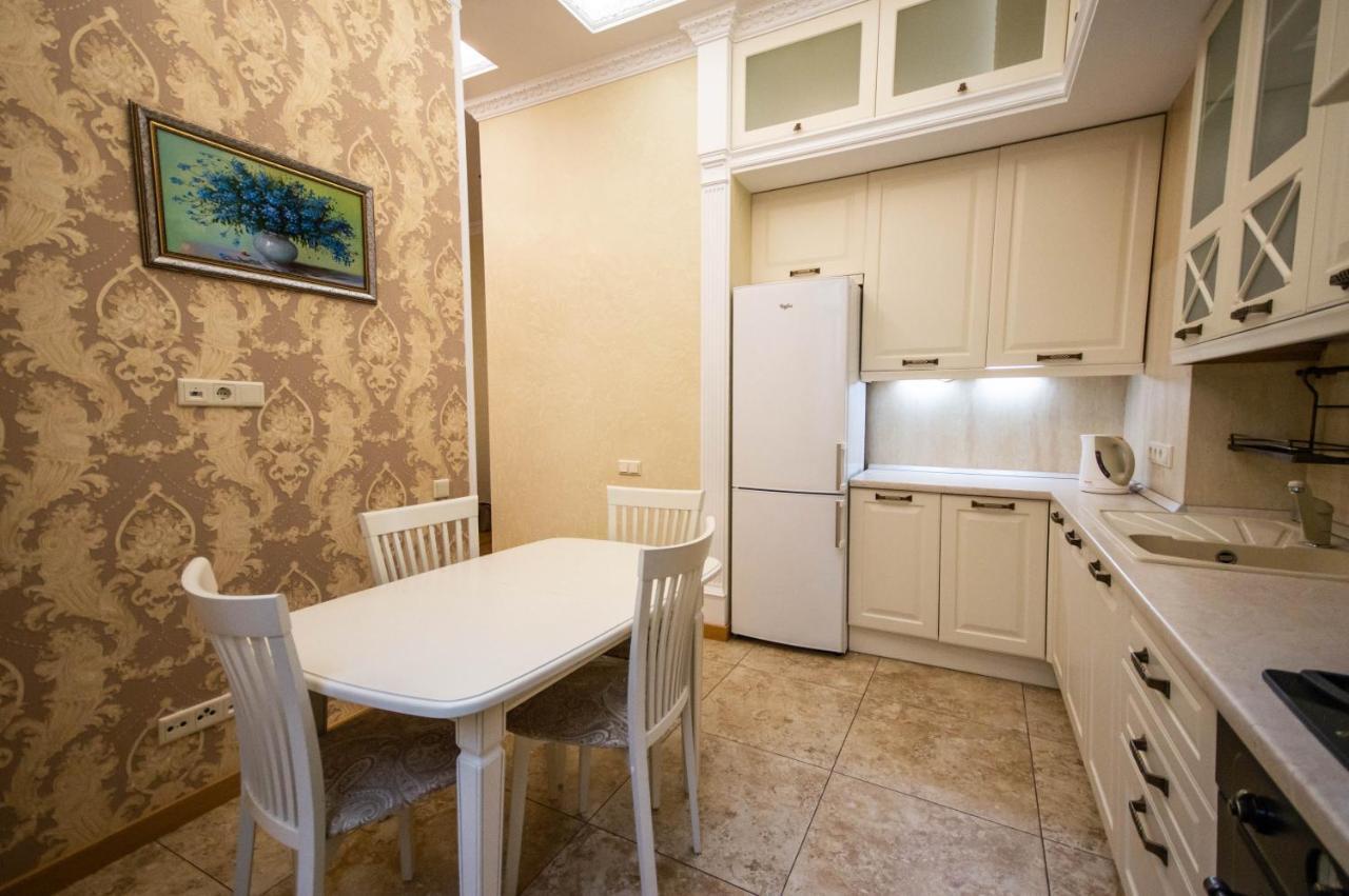 Kyiv Classic Apartment 외부 사진